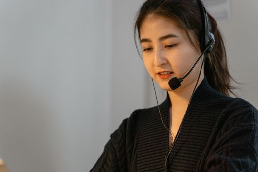 Revolutionizing Customer Support: How AI Enhances Service & Satisfaction